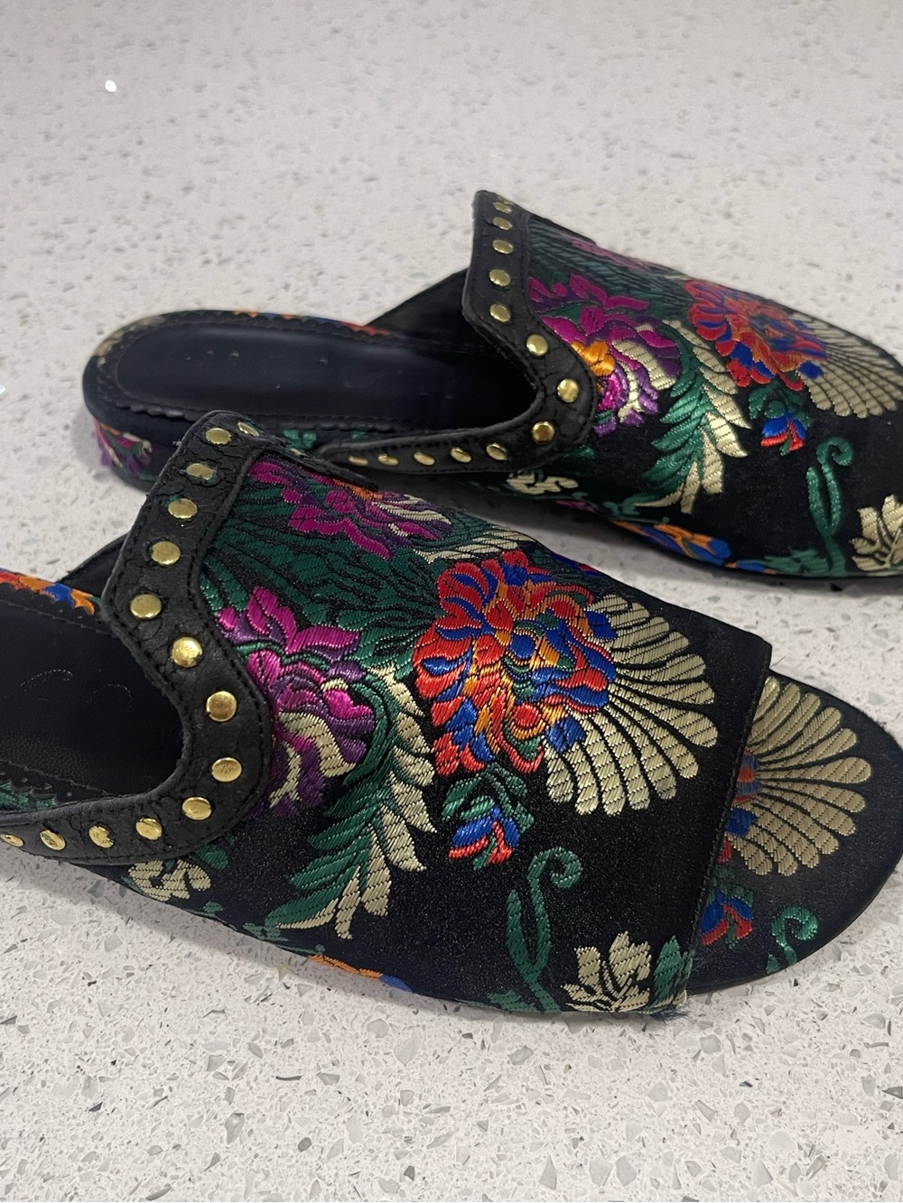 Vintage Unisa Embroidered Floral Black Slip-On Mules
